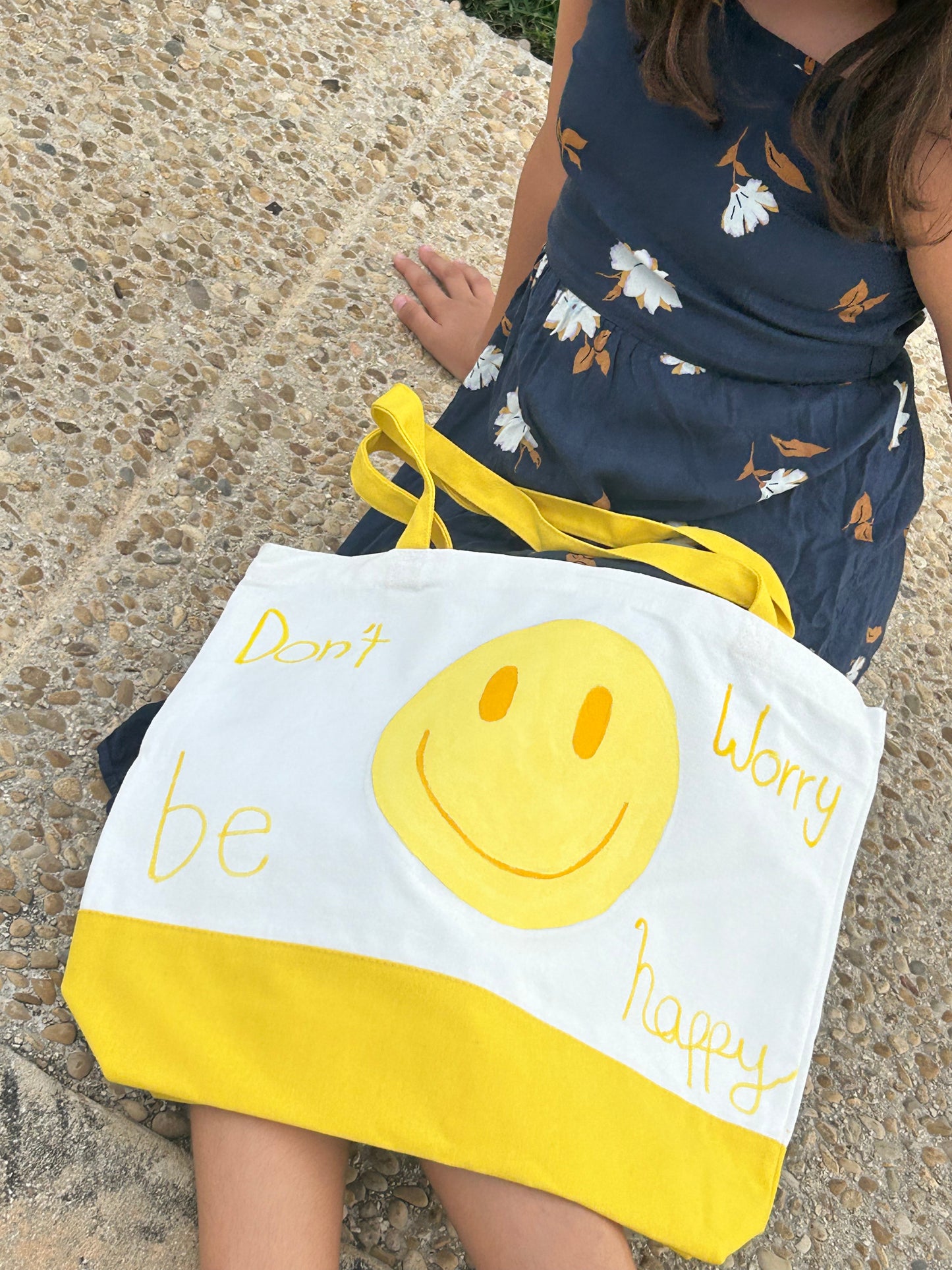 Don´t Worry Be Happy Tote (Yellow)